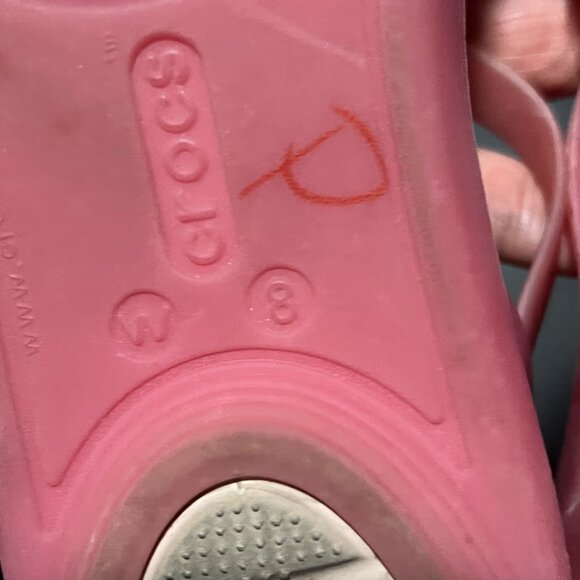 Crocs Iconic Comfort Pink multi color Sandals sz 8 - Picture 5 of 5